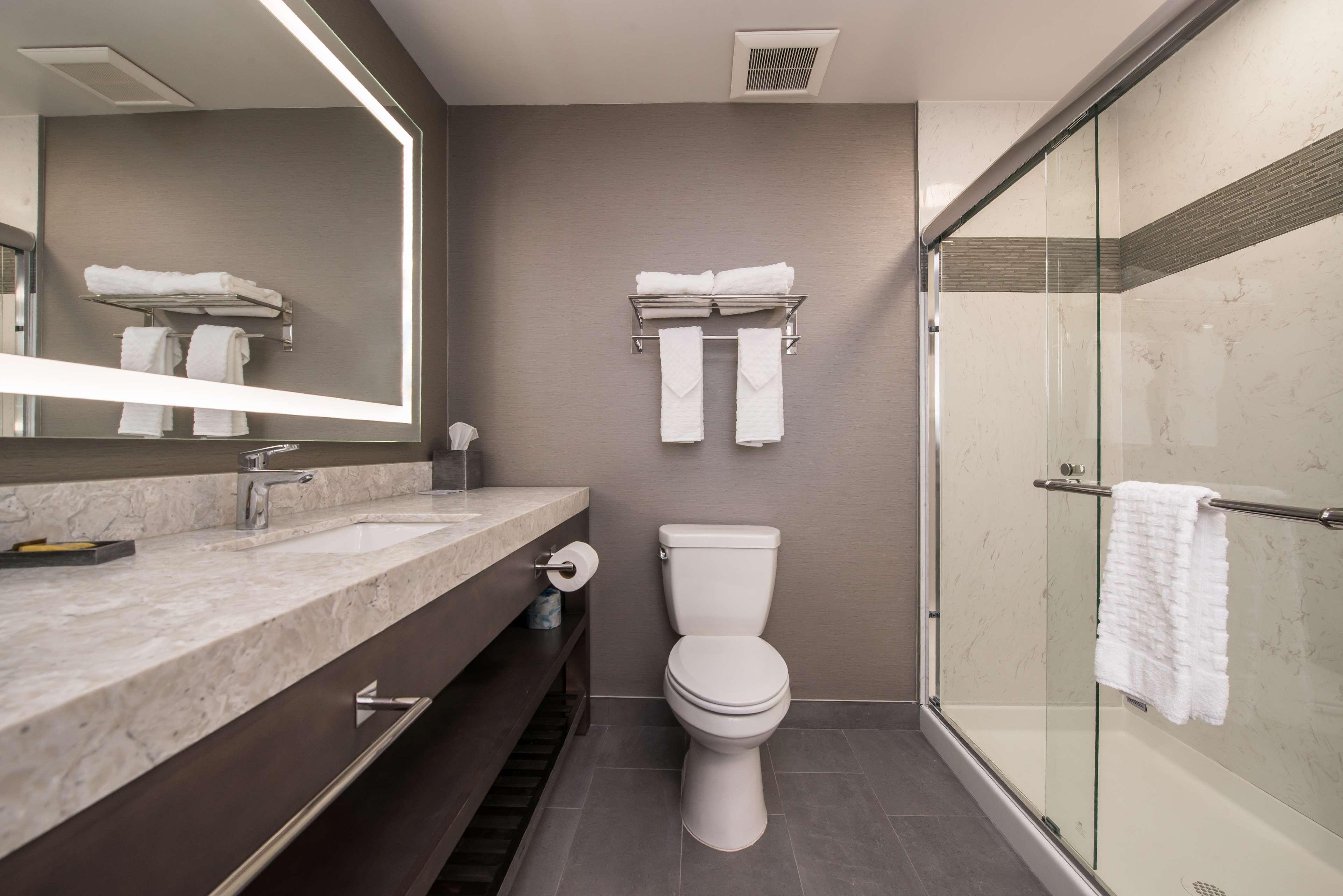 Best Western Plus Temecula Wine Country Hotel & Suites Eksteriør billede