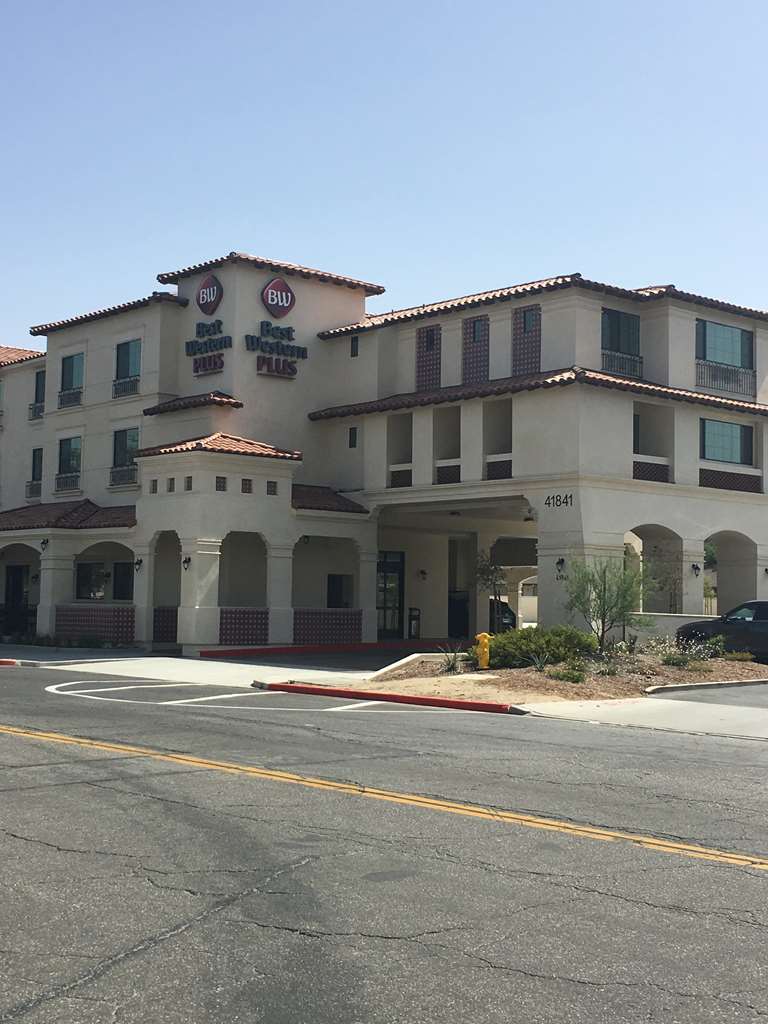 Best Western Plus Temecula Wine Country Hotel & Suites Eksteriør billede