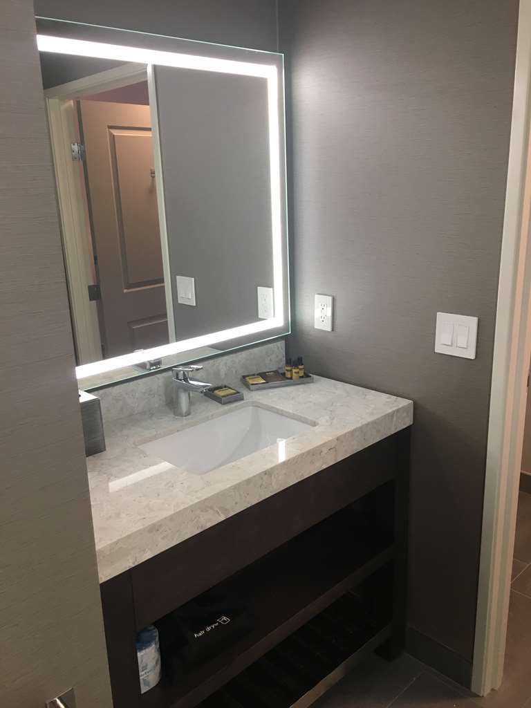 Best Western Plus Temecula Wine Country Hotel & Suites Værelse billede